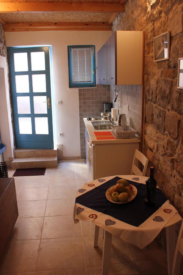 טרוגיר Lira - Studio Apartment מראה חיצוני תמונה